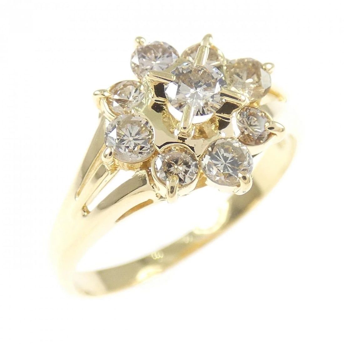 K18YG DIAMOND RING: K18YG Diamond Ring Brand: Unbranded Type: Ring Material: K18 Yellow Gold, Main Stone/Creation Natural Color: yellow gold Size: 7.5-8US Accessories: None Accessories Notice: When purchasing