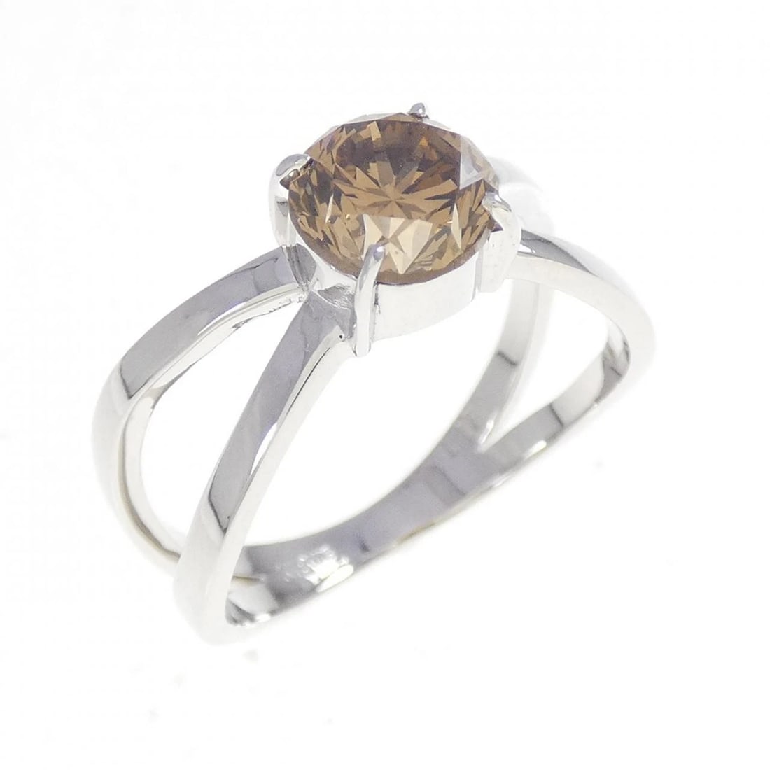 K18WG DIAMOND RING: K18WG Diamond Ring Brand: Unbranded Type: Ring Material: K18 White Gold, Main Stone/Creation Natural Color: white gold Size: 6.5-7US Accessories: None Accessories Notice: When purchasing