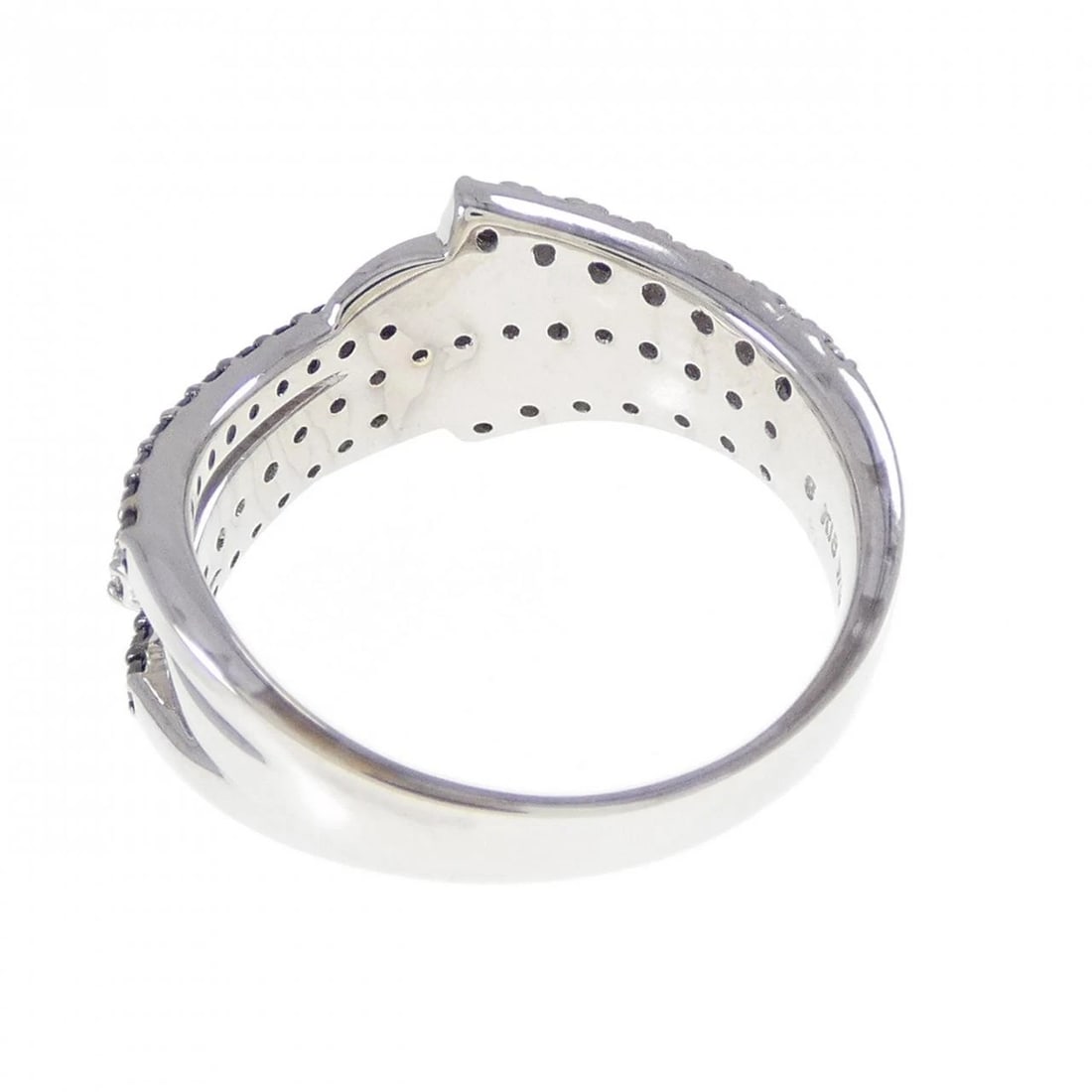 K18WG DIAMOND RING - 2