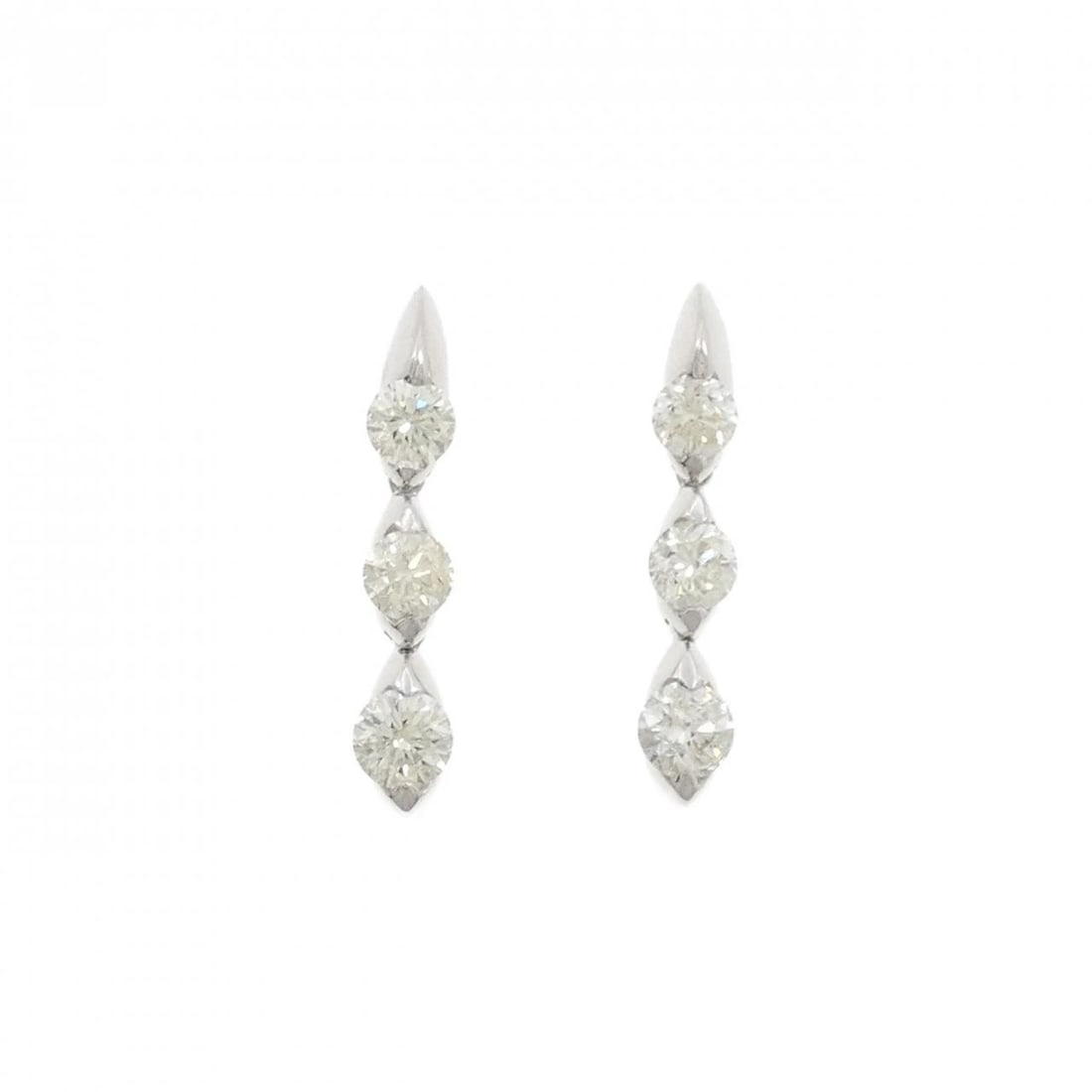 PT900 DIAMOND EARRINGS: PT900 Diamond Earrings Brand: Unbranded Type: Earrings Material: Platinum 900, Main Stone/Creation Natural Color: platinum Size: HxW: 25.5mmx4.5mm Accessories: None Accessories Notice: When