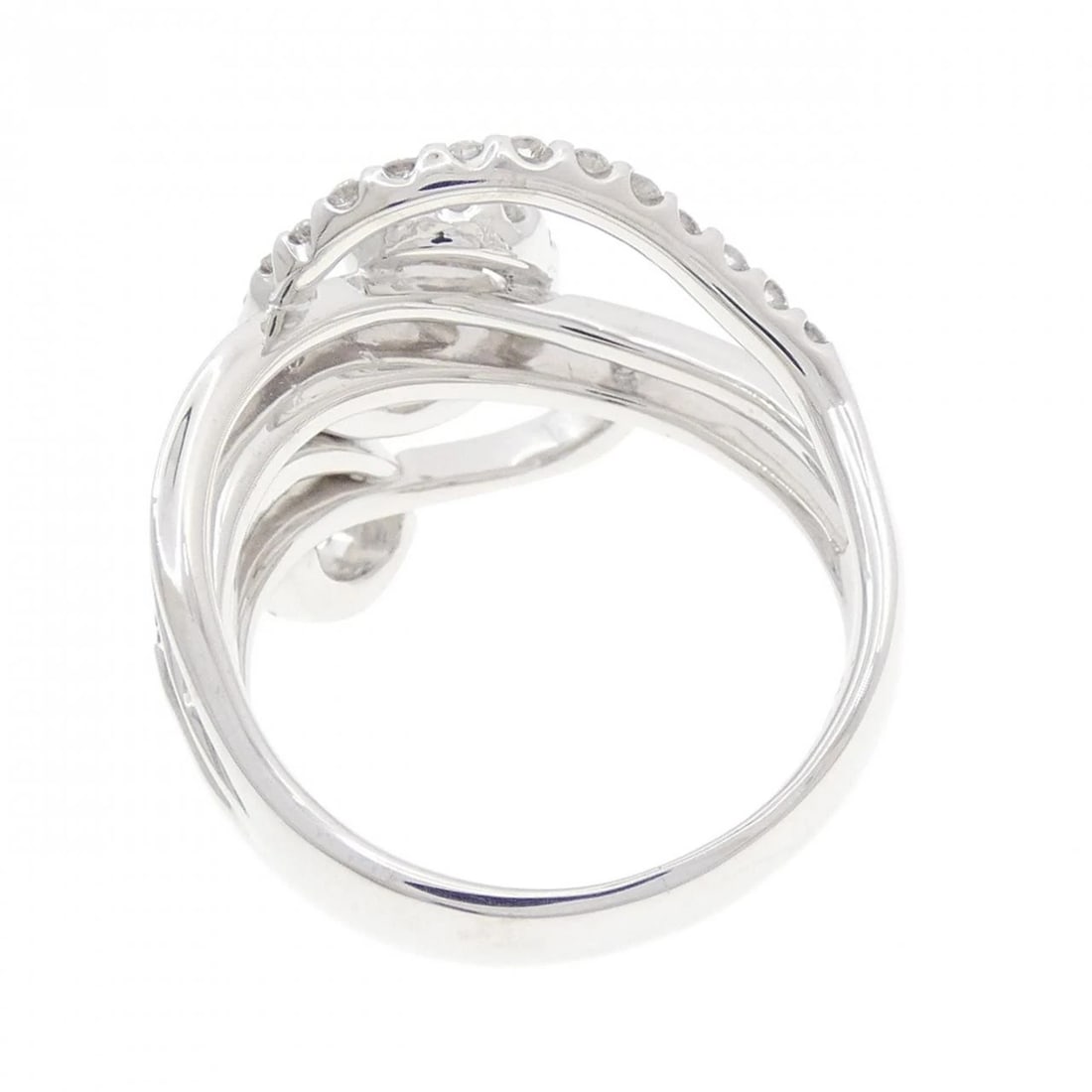 K18WG DIAMOND RING: K18WG Diamond Ring Brand: Unbranded Type: Ring Material: K18 White Gold, Main Stone/Creation Natural Color: White Gold Size: 7-7.5 (US size) Accessories: None Accessories Notice: When purc