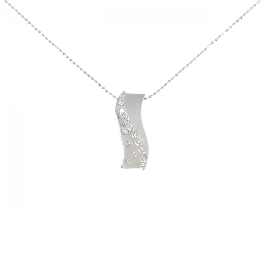 K18WG 750WG DIAMOND NECKLACE: K18WG 750WG Diamond Necklace Brand: Unbranded Type: Necklace Material: K18 White Gold 750 White Gold, Main Stone/Creation Natural Color: white gold Size: 45cm ActualSizePendant top H x W: