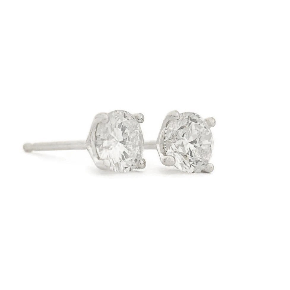 ROUND DIAMOND STUD EARRINGS 14K WHITE GOLD: Round Diamond Stud Earrings 14K White Gold Brand: Unbranded Type: Earrings Material: 14K White Gold, Color: White Size: Measurements: 4.4 mm Accessories: None Accessories Notice: When