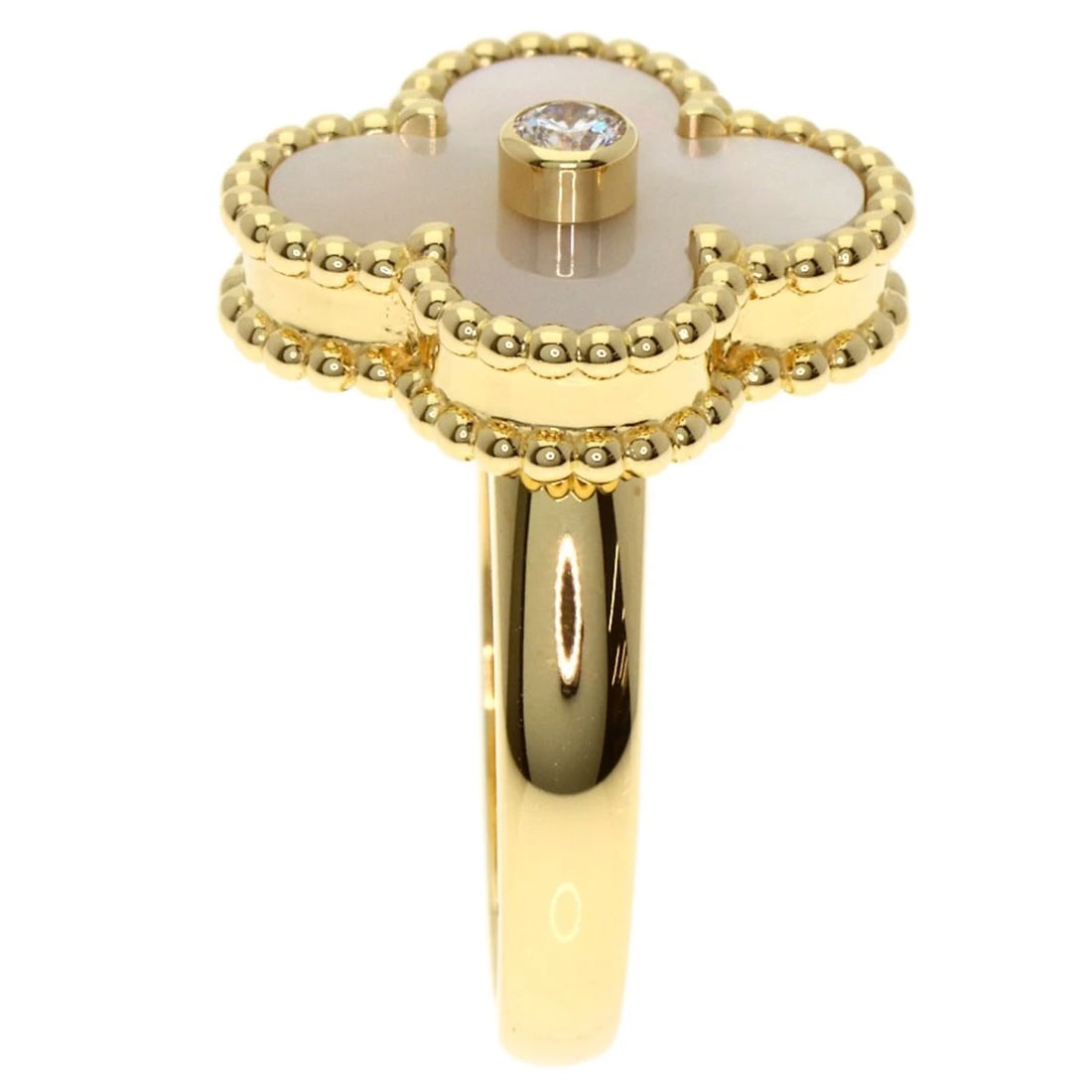 VAN CLEEF & ARPELS VINTAGE ALHAMBRA SHELL DIAMOND RING: Van Cleef & Arpels Vintage Alhambra Shell Diamond Ring Brand: Van Cleef & Arpels Type: Ring Material: K18 Yellow Gold, Color: Exterior Color Gold Size: 3.25 (US) Accessories: None Accessor