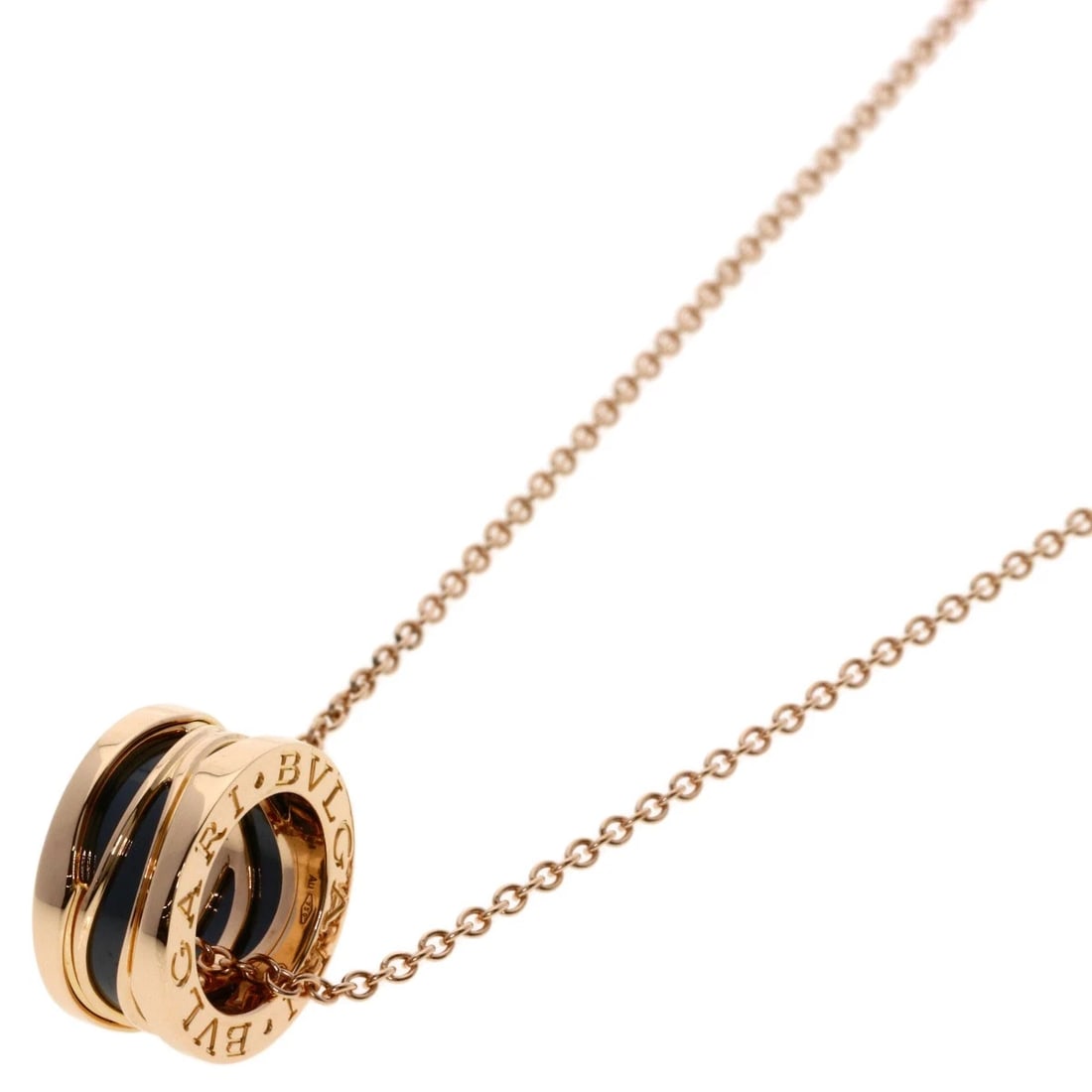 BVLGARI B.ZERO1 LEGEND BLACK CERAMIC NECKLACE: BVLGARI B.zero1 Legend Black Ceramic Necklace Brand: BVLGARI Type: Necklace Material: K18 Pink Gold, Color: Exterior Color Gold Size: Chain Length:17.5inch/44.5cm Chain Width:0.6inch/1.6mm Top