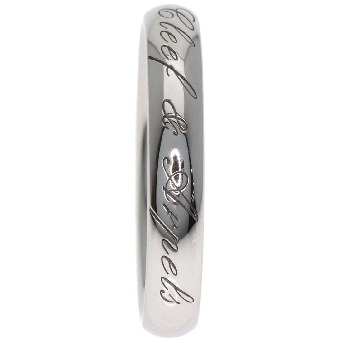 VAN CLEEF & ARPELS SENIOR TULLE RING PLATINUM PT950: Van Cleef & Arpels Senior tulle Ring Platinum PT950 Brand: Van Cleef & Arpels Type: Ring Material: Platinum PT950, Color: Exterior Color Silver Size: 4.25 (US) Accessories: None Accessorie