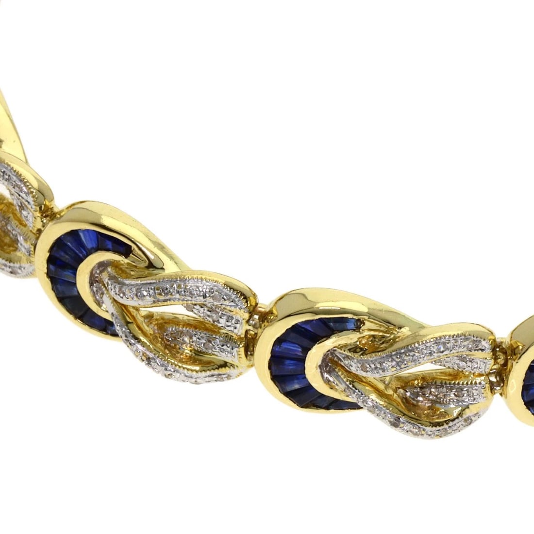 6CT SAPPHIRE DIAMOND BRACELET K18 YELLOW GOLD 30G: 6ct Sapphire Diamond Bracelet K18 Yellow Gold 30g Brand: SELECT JEWELRY Type: Bracelet Material: K18 Yellow Gold, Color: Exterior Color Gold Size: Inner Circumference:6.9inch/17.5cm Band