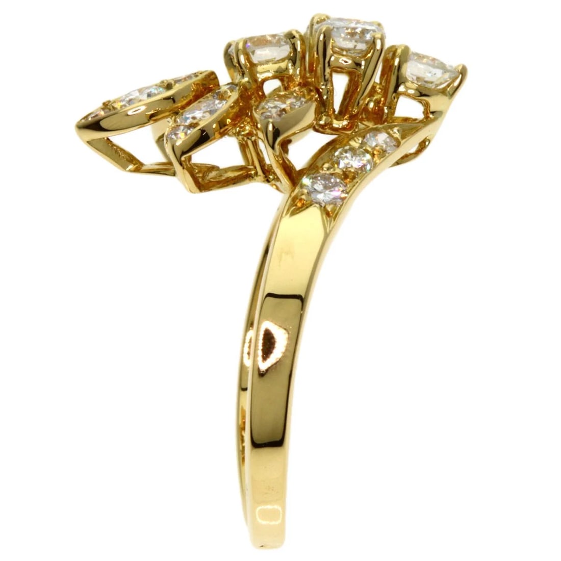 VAN CLEEF & ARPELS DIAMOND VINTAGE RING: Van Cleef & Arpels Diamond Vintage Ring Brand: Van Cleef & Arpels Type: Ring Material: K18 Yellow Gold, Main Stone/Creation Natural Color: Exterior Color Gold Size: 5.75 (US) Accessories: None