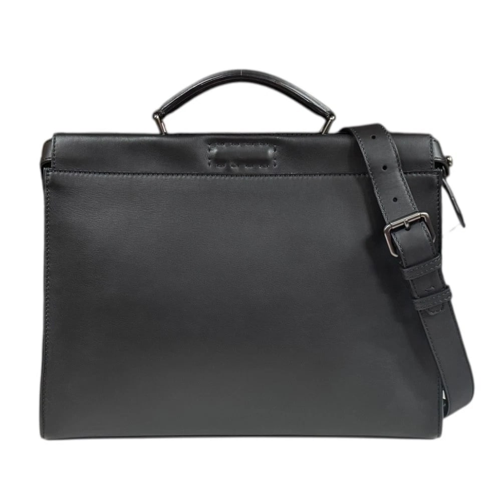 FENDI SHOULDER BAG CROSS BODY LEATHER 2WAY SHOULDER BAG: FENDI Shoulder Bag Cross Body leather 2way Shoulder Bag Brand: FENDI Type: Shoulder Bag Material: Exterior Material leather Color: black Size: W14.4 x H11.0 x D2.6inch Handle:8.7inch Shoulder:39.4