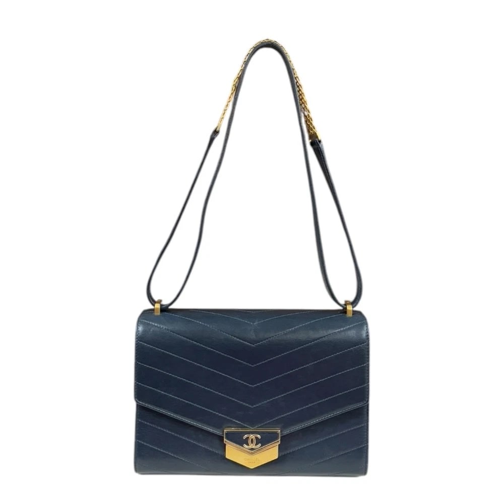 CHANEL SHOULDER BAG LEATHER V STITCH SHOULDER BAG: CHANEL Shoulder Bag leather V stitch Shoulder Bag Brand: CHANEL Type: Shoulder Bag Material: Exterior Material leather Color: Navy Size: W8.9 x H5.9 x D3.0inch Shoulder:23.2inch Accessories: None