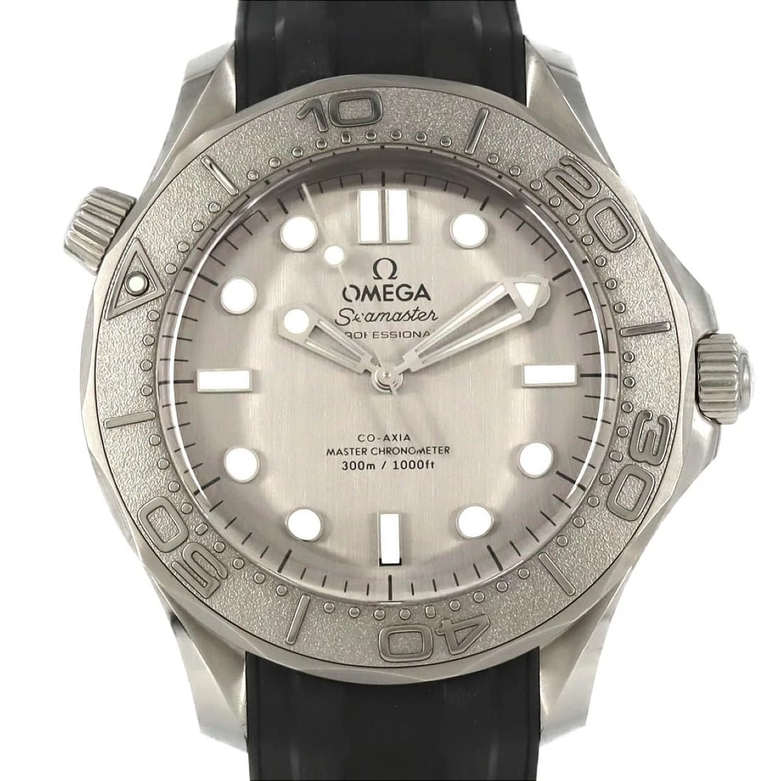 OMEGA SEAMASTER CO AXIAL CHRONOMETER WATCH: Omega Seamaster Co Axial Chronometer Watch Brand: OMEGA Type: Wrist watch Material: Case: Stainless Steel Breath: Rubber Color: Dial color: Gray Band color: Black Size: Case diameter: Approx. 42