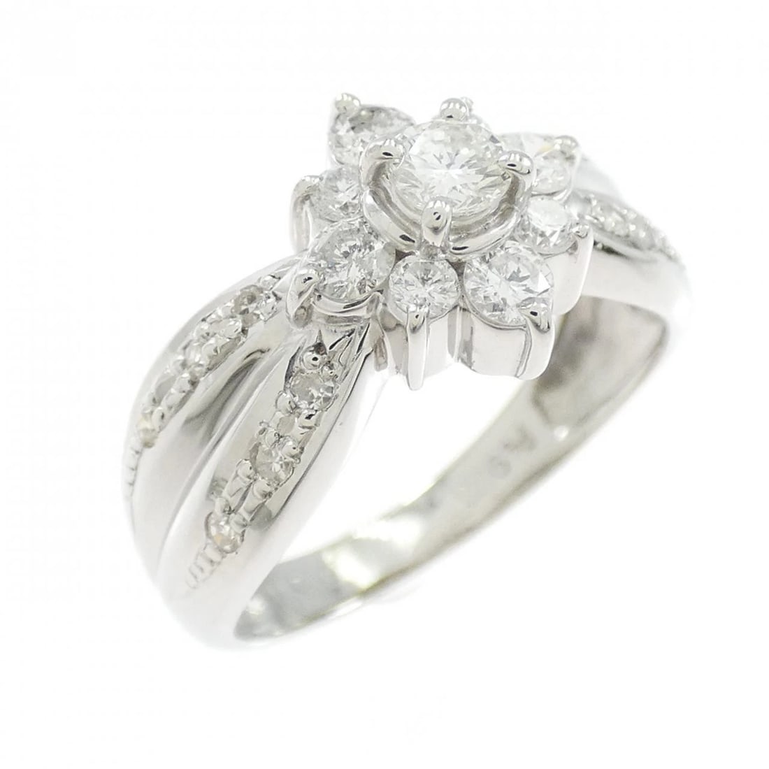 PT900 DIAMOND RING: PT900 Diamond Ring Brand: Unbranded Type: Ring Material: Platinum 900, Main Stone/Creation Natural Color: platinum Size: 4.5-5US Accessories: None Accessories Notice: When purchasing