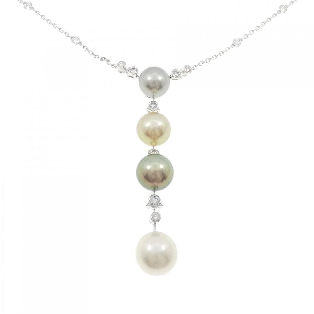 CARTIER PEARL NECKLACE: Cartier Pearl Necklace Brand: Cartier Type: Necklace Material: 750 White Gold, Main Stone/Creation South Sea Pearl Color: White Gold Size: 39cm,ActualSize Pendant top H x W: 82.0mmx14.5mm