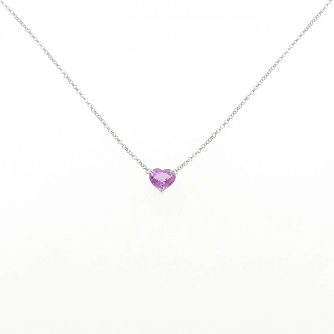 K18WG HEART SAPPHIRE NECKLACE: K18WG Heart Sapphire Necklace Brand: Unbranded Type: Necklace Material: K18 White Gold, Main Stone/Creation Sapphire Color: white gold Size: 40cm ActualSizePendant top H x W: 6.2mmx6.7mm Chain