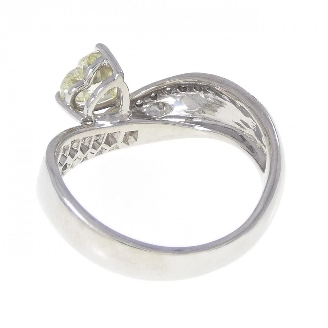 PT900 HEART DIAMOND RING - 3