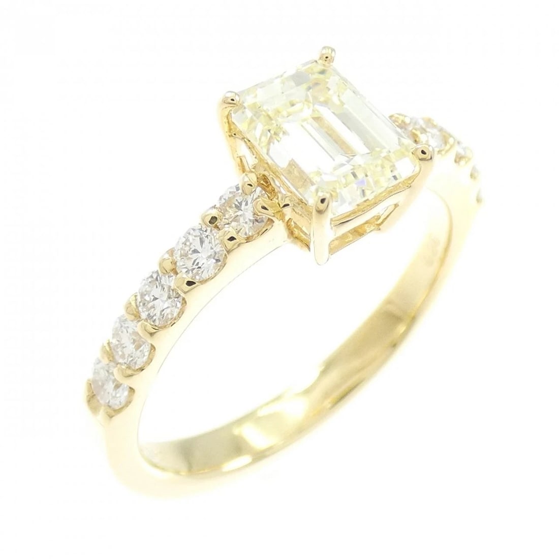 K18YG DIAMOND RING: K18YG Diamond Ring Brand: Unbranded Type: Ring Material: K18 Yellow Gold, Main Stone/Creation Natural Color: Yellow Gold Size: 6.5 (US size) Accessories: None Accessories Notice: When