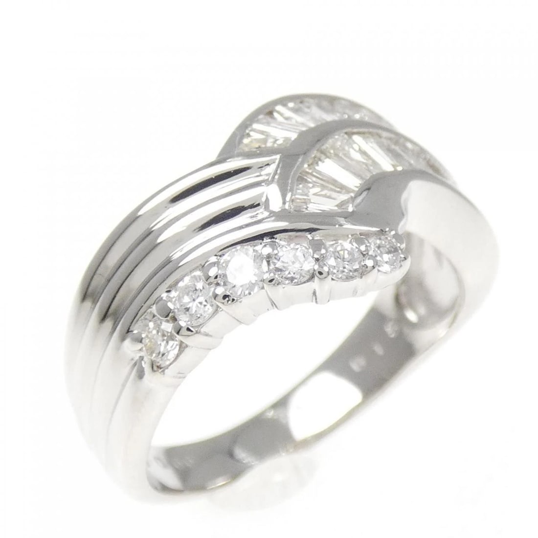 PT DIAMOND RING: PT Diamond Ring Brand: Unbranded Type: Ring Material: Platinum 900, Main Stone/Creation Natural Color: platinum Size: 6US Accessories: None Accessories Notice: When purchasing pre-owned