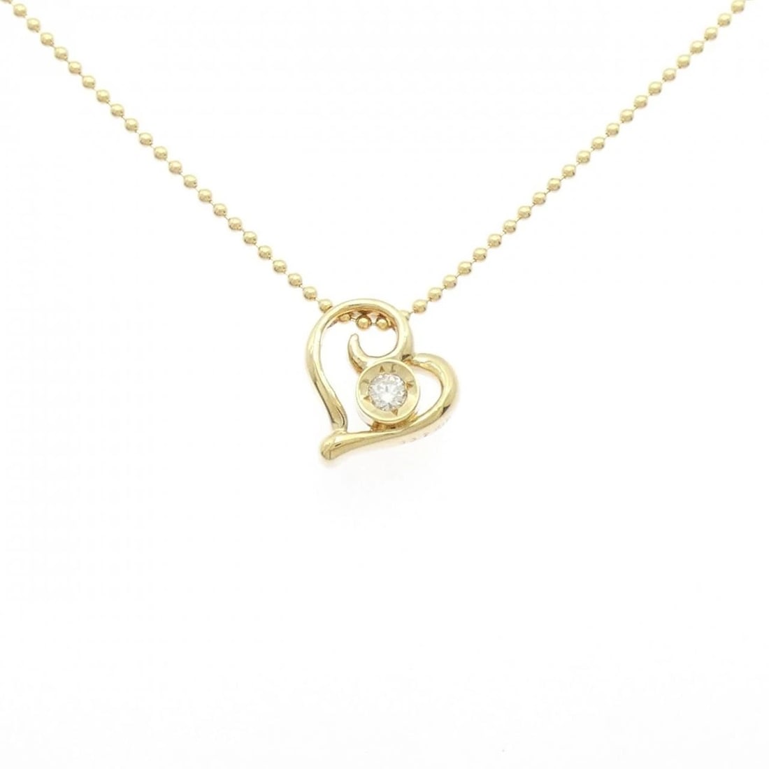 K18YG HEART DIAMOND NECKLACE: K18YG Heart Diamond Necklace Brand: Unbranded Type: Necklace Material: K18 Yellow Gold, Main Stone/Creation Natural Color: yellow gold Size: 40cm ActualSizePendant top H x W: 11.9mmx10.6mm