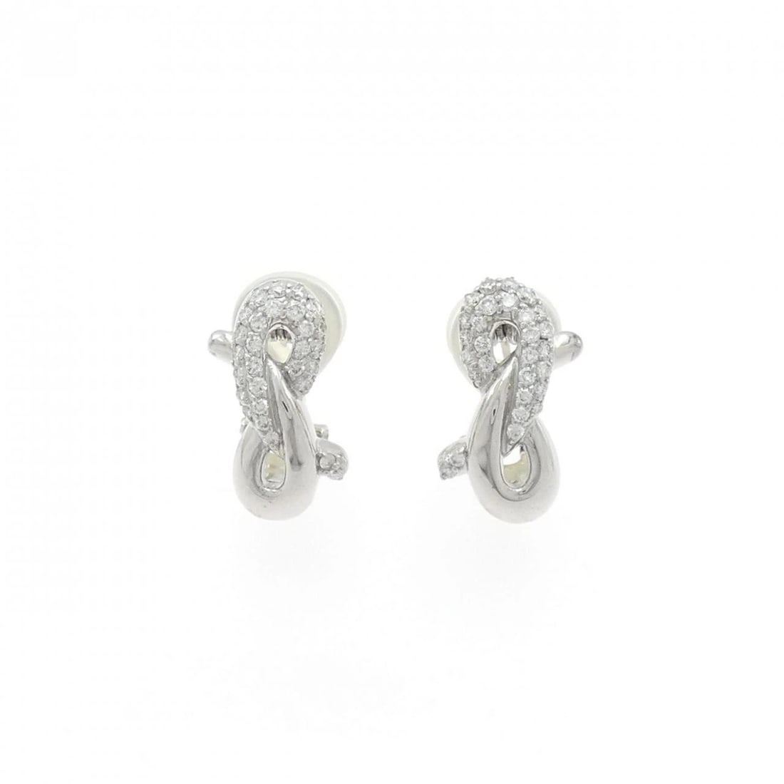 K18WG DIAMOND EARRINGS: K18WG Diamond Earrings Brand: Unbranded Type: Earrings Material: K18 White Gold, Main Stone/Creation Natural Color: White Gold Size: ActualSize HxW: 17.9mmx10.8mm Accessories: None