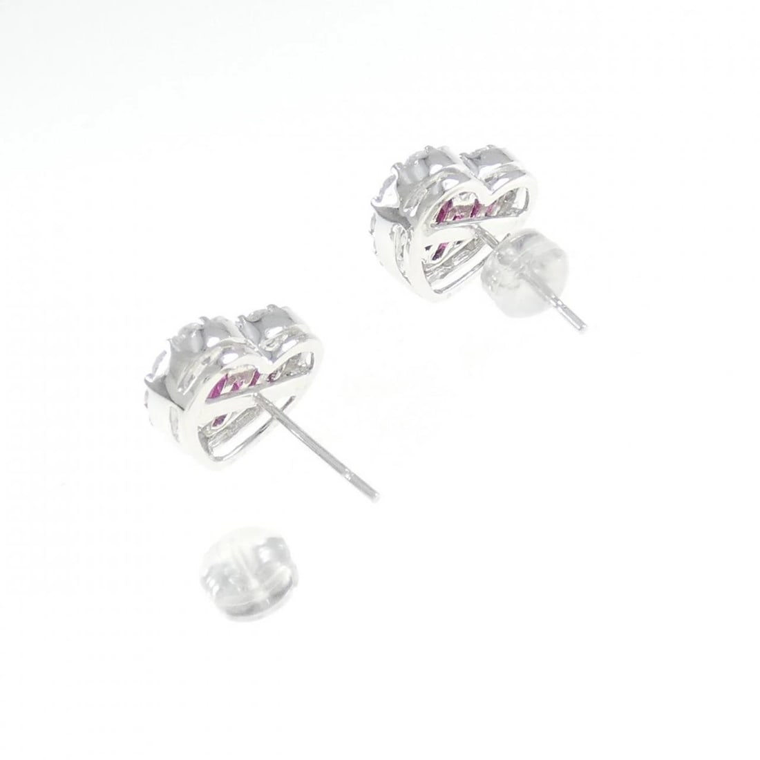 K18WG HEART RUBY EARRINGS - 3