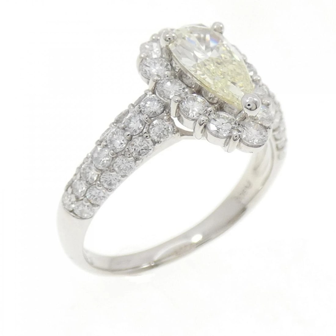 PT900 DIAMOND RING: PT900 Diamond Ring Brand: Unbranded Type: Ring Material: Platinum 900, Main Stone/Creation Natural Color: platinum Size: 10-10.5US Accessories: None Accessories Notice: When purchasing