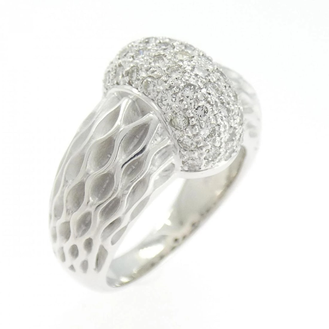 K18WG DIAMOND RING: K18WG Diamond Ring Brand: Unbranded Type: Ring Material: K18 White Gold, Main Stone/Creation Natural Color: White Gold Size: 6.5 (US size) Accessories: None Accessories Notice: When