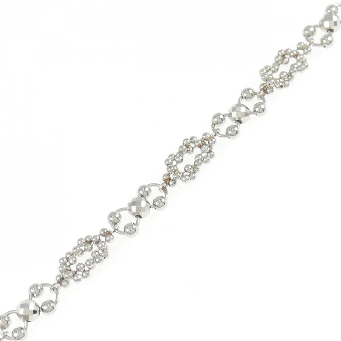 PT850 BRACELET: PT850 Bracelet Brand: Unbranded Type: Bracelet Material: Platinum 850, Main Stone/Creation Natural Color: platinum Size: 18cm ActualSizeMax W: 4.6mm Accessories: None Accessories Notice: W