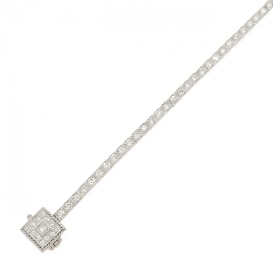 K18WG DIAMOND BRACELET: K18WG Diamond Bracelet Brand: Unbranded Type: Bracelet Material: K18 White Gold, Main Stone/Creation Natural Color: white gold Size: 18cm ActualSizeMax W: 7.6mm Accessories: None Accessories