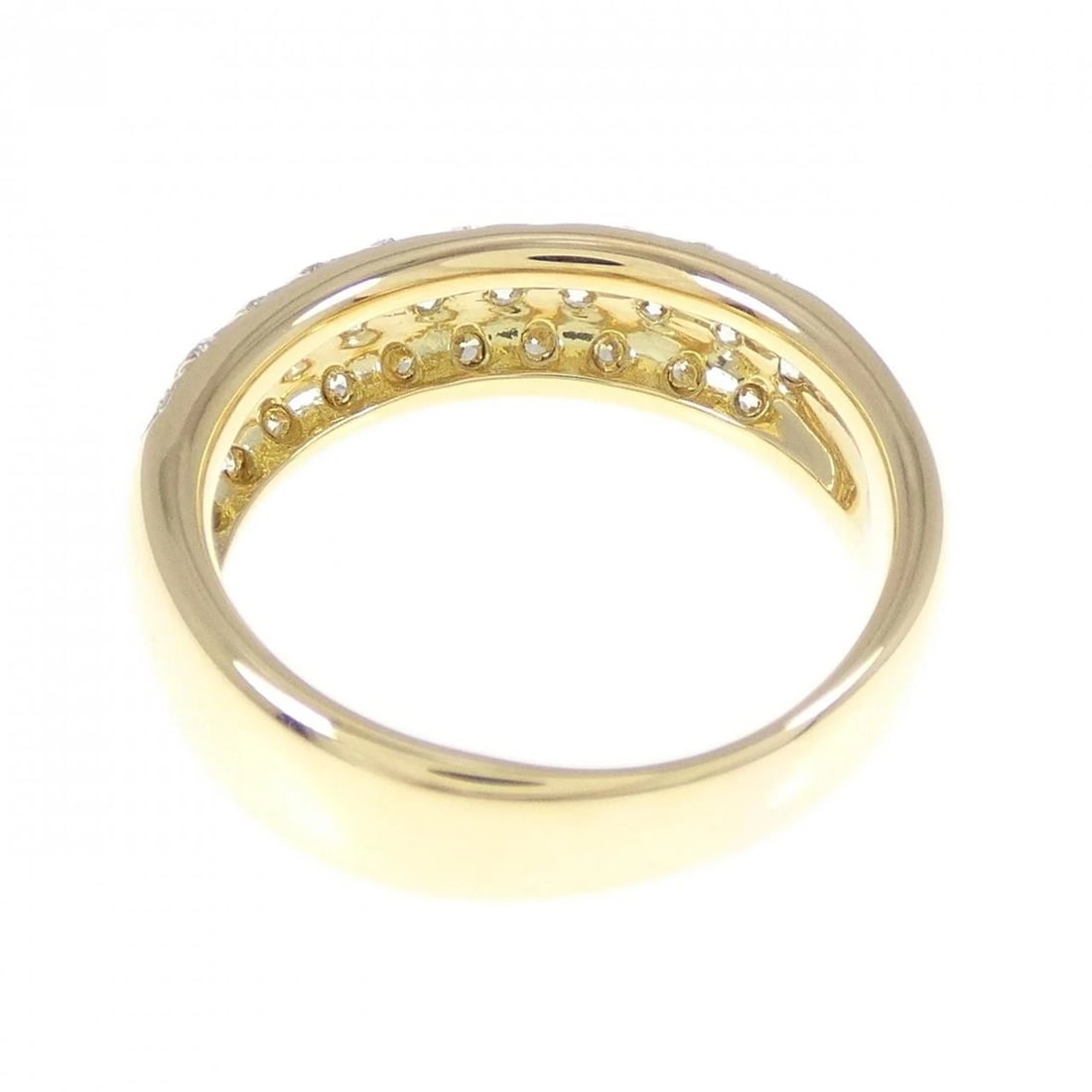 K18YG PAVE DIAMOND RING: K18YG Pave Diamond Ring Brand: Unbranded Type: Ring Material: K18 Yellow Gold, Main Stone/Creation Natural Color: Yellow Gold Size: 6.5-7 (US size) Accessories: None Accessories Notice: Wh