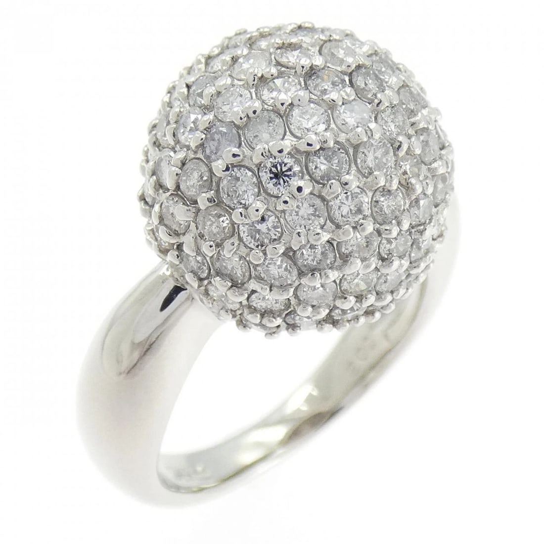 PT900 PAVE DIAMOND RING: PT900 Pave Diamond Ring Brand: Unbranded Type: Ring Material: Platinum 900, Main Stone/Creation Natural Color: platinum Size: 6US Accessories: None Accessories Notice: When purchasing