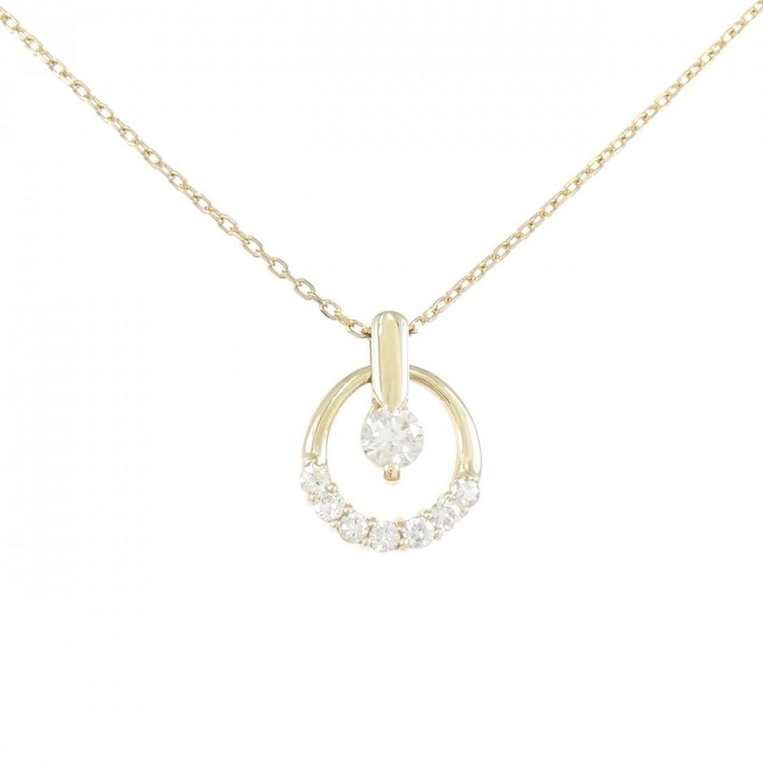 K18YG DIAMOND NECKLACE: K18YG Diamond Necklace Brand: Unbranded Type: Necklace Material: K18 Yellow Gold, Main Stone/Creation Natural Color: Yellow Gold Size: 40cmActualSize Pendant top H x W: 14.8mmx11.1mm Chain