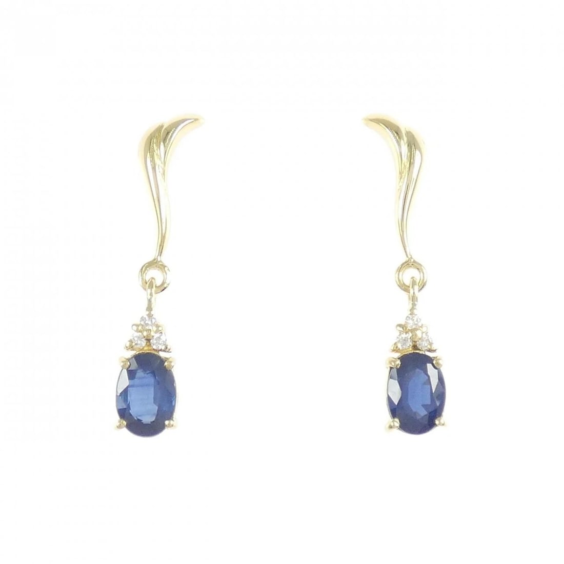 K18 18K SAPPHIRE EARRINGS (1 of 3)