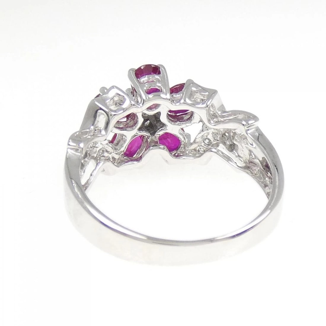 750WG FLOWER RUBY RING - 3