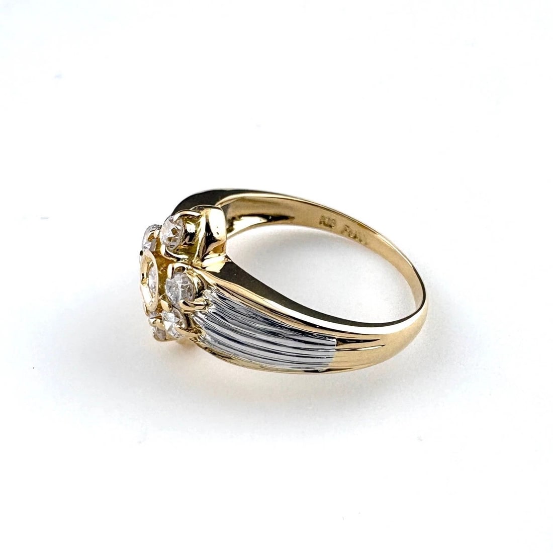 MELEE DIAMOND DESIGN YG YELLOWGOLD PLATINUM RING: Melee diamond design YG YellowGold Platinum ring Brand: Unbranded Type: Ring Material: 18K, Color: Yellow Gold Size: US 6 Accessories: None Accessories Notice: When purchasing pre-owned
