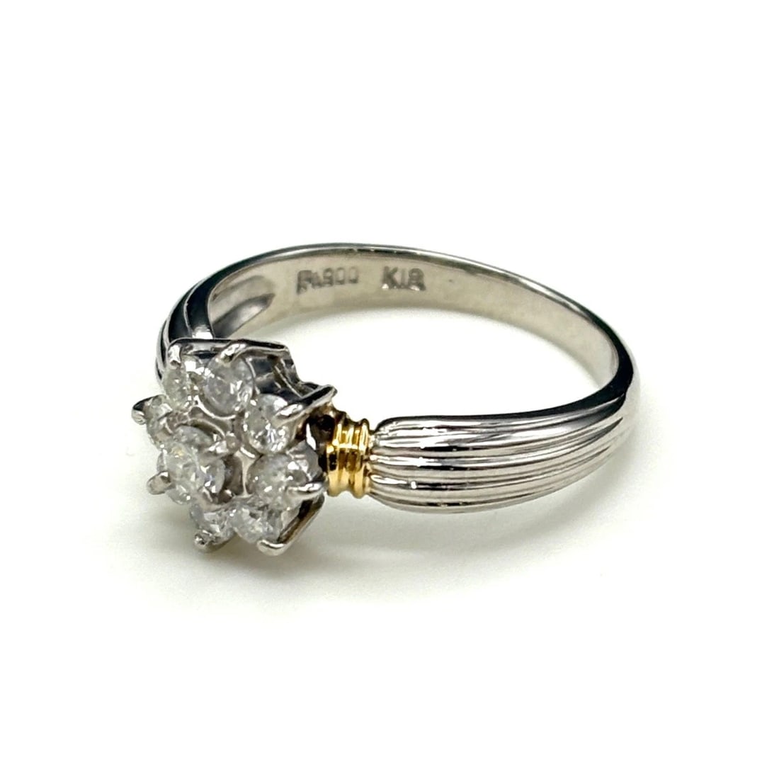 FLOWER MOTIF DESIGN PLATINUM YG YELLOWGOLD RING MELEE DIAMOND: flower motif design Platinum YG YellowGold Ring Melee Diamond Brand: Unbranded Type: Ring Material: Pt900, Color: Yellow Gold Size: US 6.5 Accessories: None Accessories Notice: When