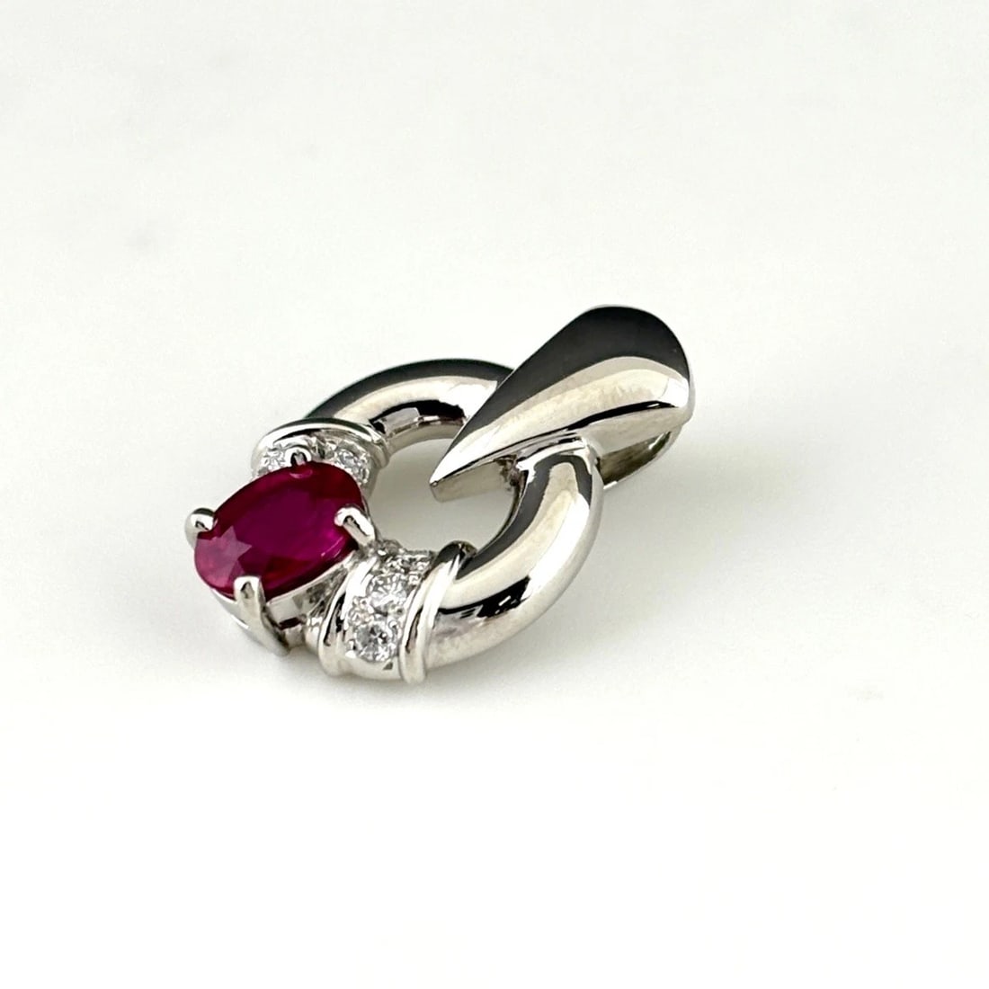 RUBY PENDANT HEAD PLATINUM MELEE DIAMOND - 2