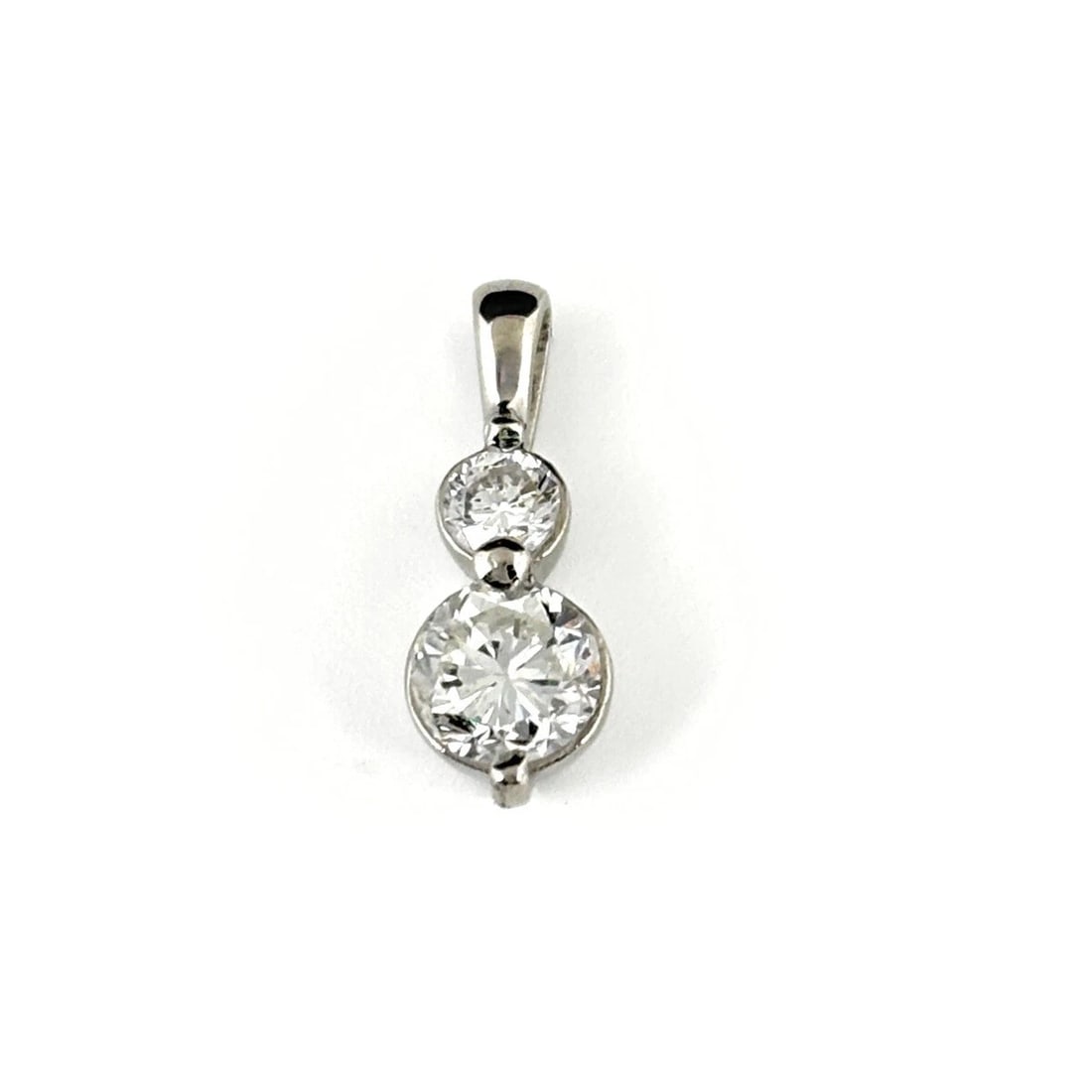 DIAMOND PENDANT HEAD PLATINUM MELEE DIAMOND (1 of 2)