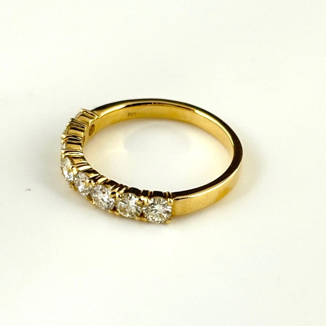 REMAKE MELEE DIAMOND DESIGN YG YELLOWGOLD RING: Remake Melee Diamond Design YG YellowGold Ring Brand: Unbranded Type: Ring Material: 18K, Color: Yellow Gold Size: US 6 Accessories: None Accessories Notice: When purchasing pre-owned good