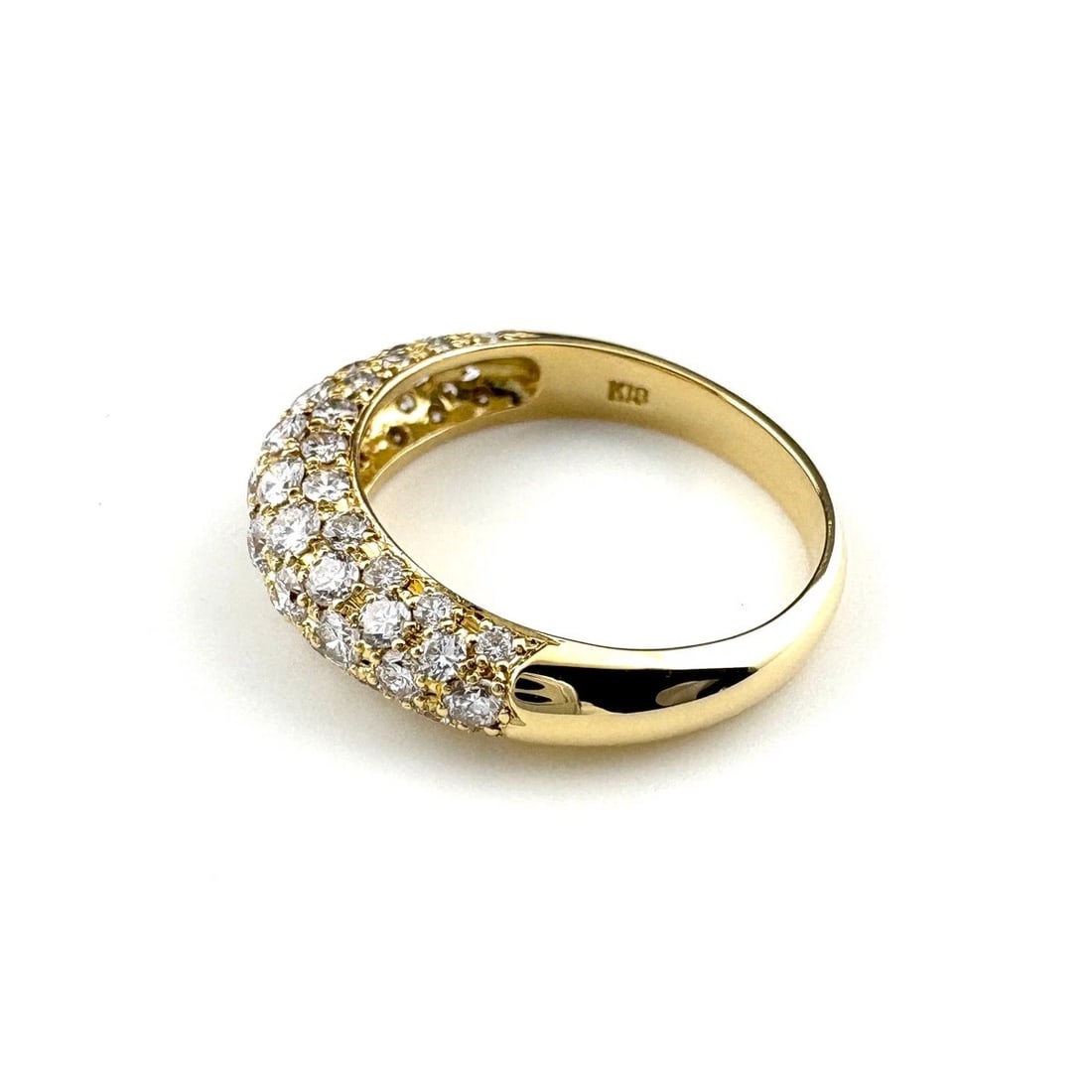 MELEE DIAMOND DESIGN YG YELLOWGOLD RING: Melee diamond design YG YellowGold Ring Brand: Unbranded Type: Ring Material: 18K, Color: YellowGold Size: US 6.5 to 7 Accessories: None Accessories Notice: When purchasing pre-owned goods