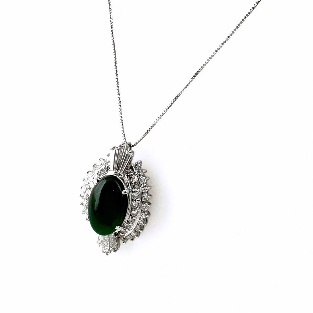 JADE DESIGN PLATINUM PENDANT MELEE DIAMOND NECKLACE: Jade Design Platinum Pendant Melee diamond Necklace Brand: Unbranded Type: Necklace Material: Pt900, Color: Platinum Size: Chain 49.5cm(19.5") Pendant size 18.9×10.7mm(0.7") Accessories: