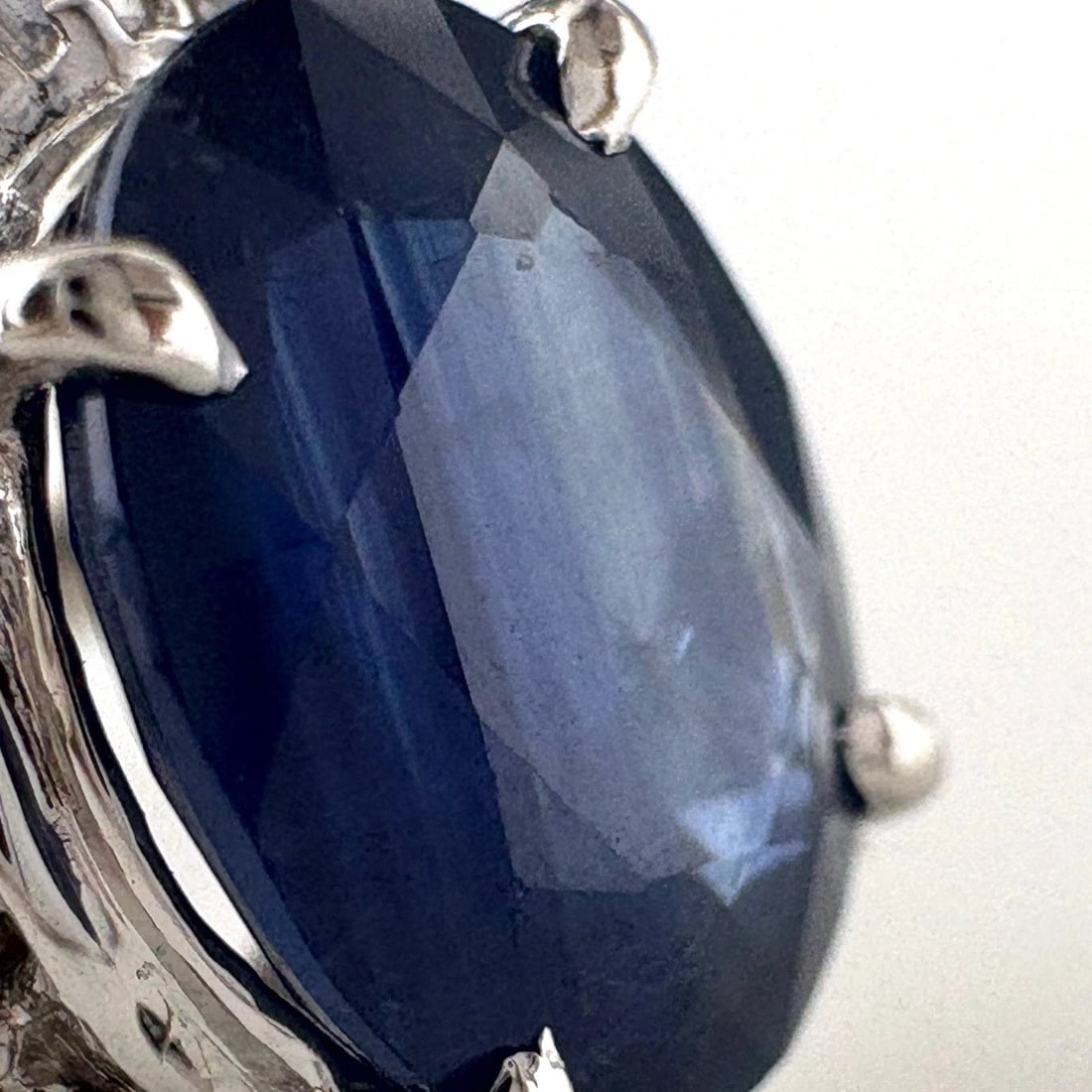 SAPPHIRE DESIGN RING PLATINUM - 2