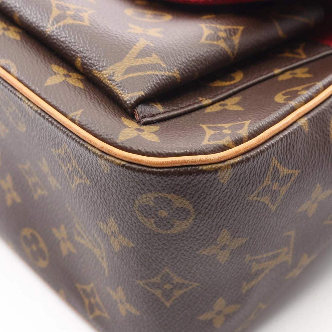 LOUIS VUITTON EXCENTRICITE HANDBAG - 5