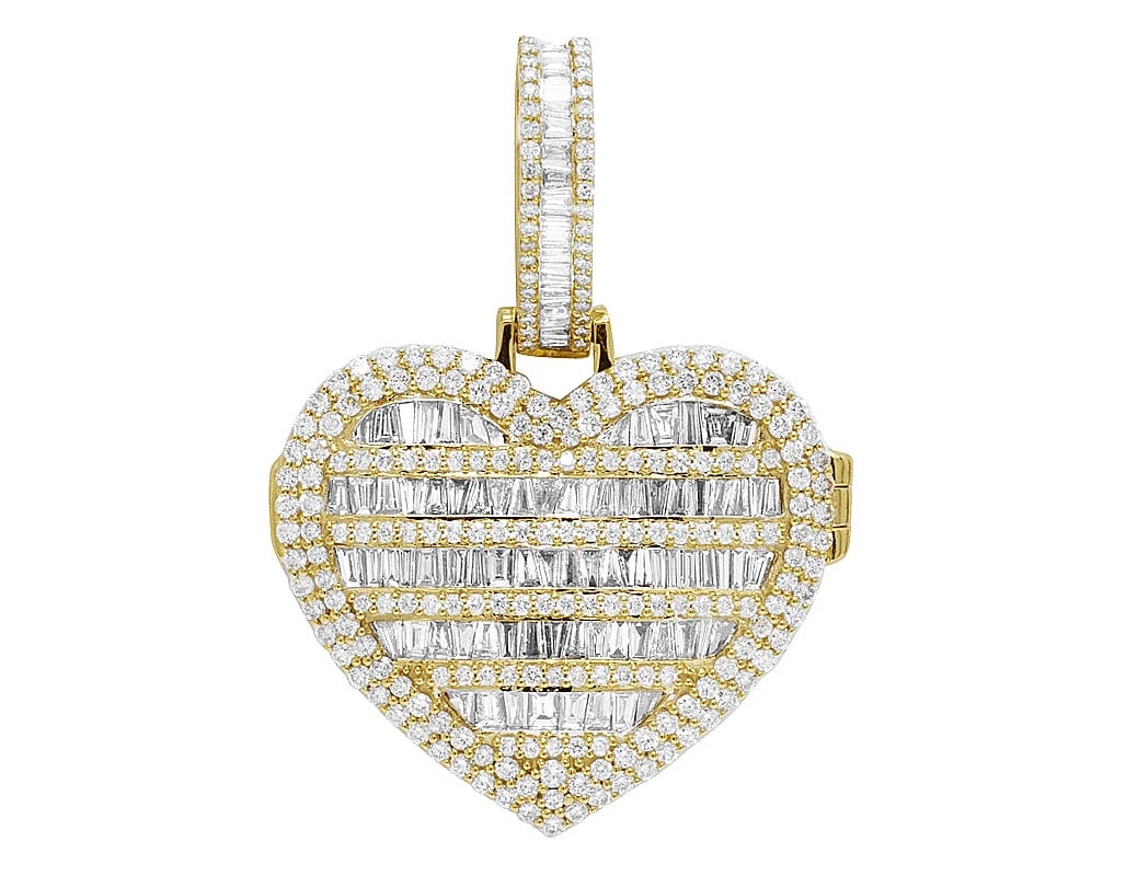 10K YELLOW GOLD BAGUETTE REAL DIAMOND HEART MEMORY LOCKET PENDANT: 10k Yellow Gold baguette Real Diamond Heart Memory Locket Pendant Brand: None Type: Necklace Material: 10k Yellow Gold, Main Stone/Creation Natural Color: Yellow Gold Size: Dimension 2.5" 