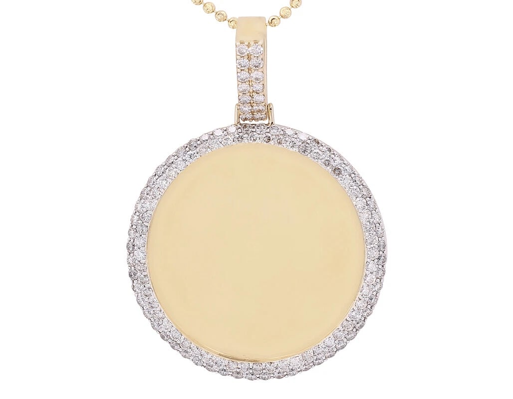MEMORY FRAME REAL DIAMOND PENDANT 10K YELLOW GOLD: Memory Frame Real Diamond Pendant 10K Yellow Gold Brand: None Type: Necklace Material: 10k Yellow Gold, Main Stone/Creation Natural Color: Yellow Gold Size: Dimension 2.5" Accessories: None