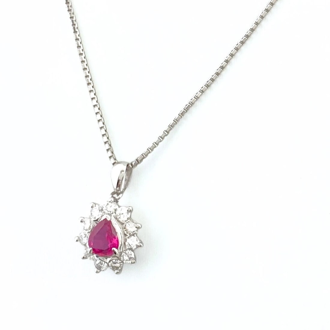 RUBY DESIGN NECKLACE PLATINUM PENDANT MELEE DIAMOND (1 of 4)