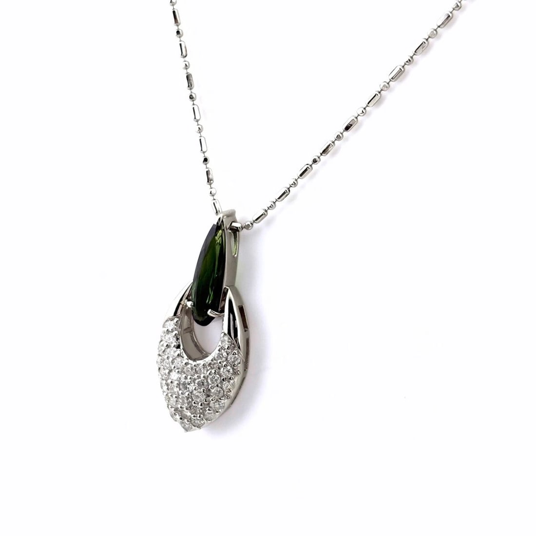 TOURMALINE DESIGN NECKLACE PLATINUM PENDANT: Tourmaline Design Necklace Platinum Pendant Brand: Unbranded Type: Necklace Material: Pt900, Main Stone/Creation Tourmaline Color: Platinum Size: Chain 40cm(15.7") Pendant size