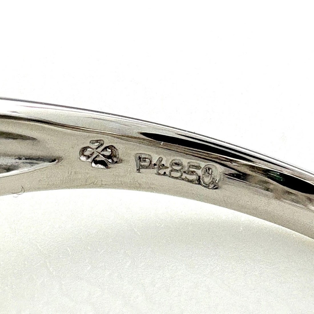 SAPPHIRE DESIGN RING PLATINUM - 2