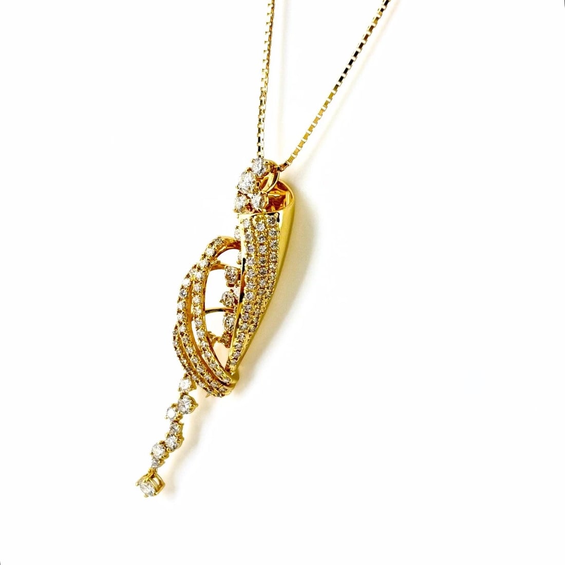 MELEE DIAMOND DESIGN NECKLACE: Melee diamond design necklace Brand: Unbranded Type: Necklace Material: 18K, Color: Yellow Gold Size: Chain 60cm(23.6") Pendant size 53.9×12.6mm(2.1") Accessories: None Accessories Notice: