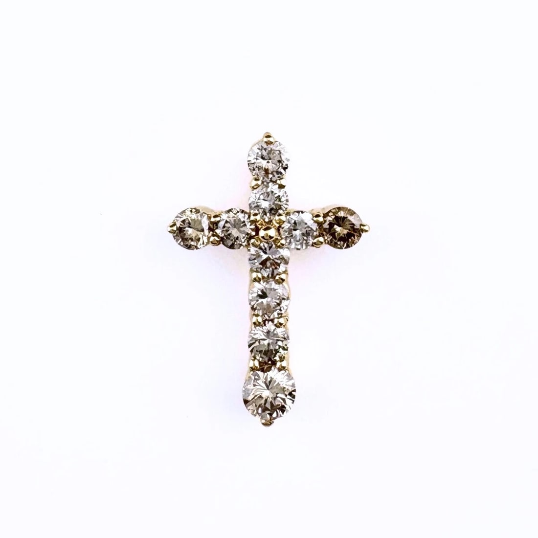 CROSS MOTIF PENDANT HEAD YG YELLOWGOLD CROSS MELEE: Cross motif Pendant Head YG YellowGold cross Melee Brand: Unbranded Type: Pendant Head Material: 18K, Color: YellowGold Size: Pendant size 15.7×10.9mm(0.6") Inside diameter of the bail