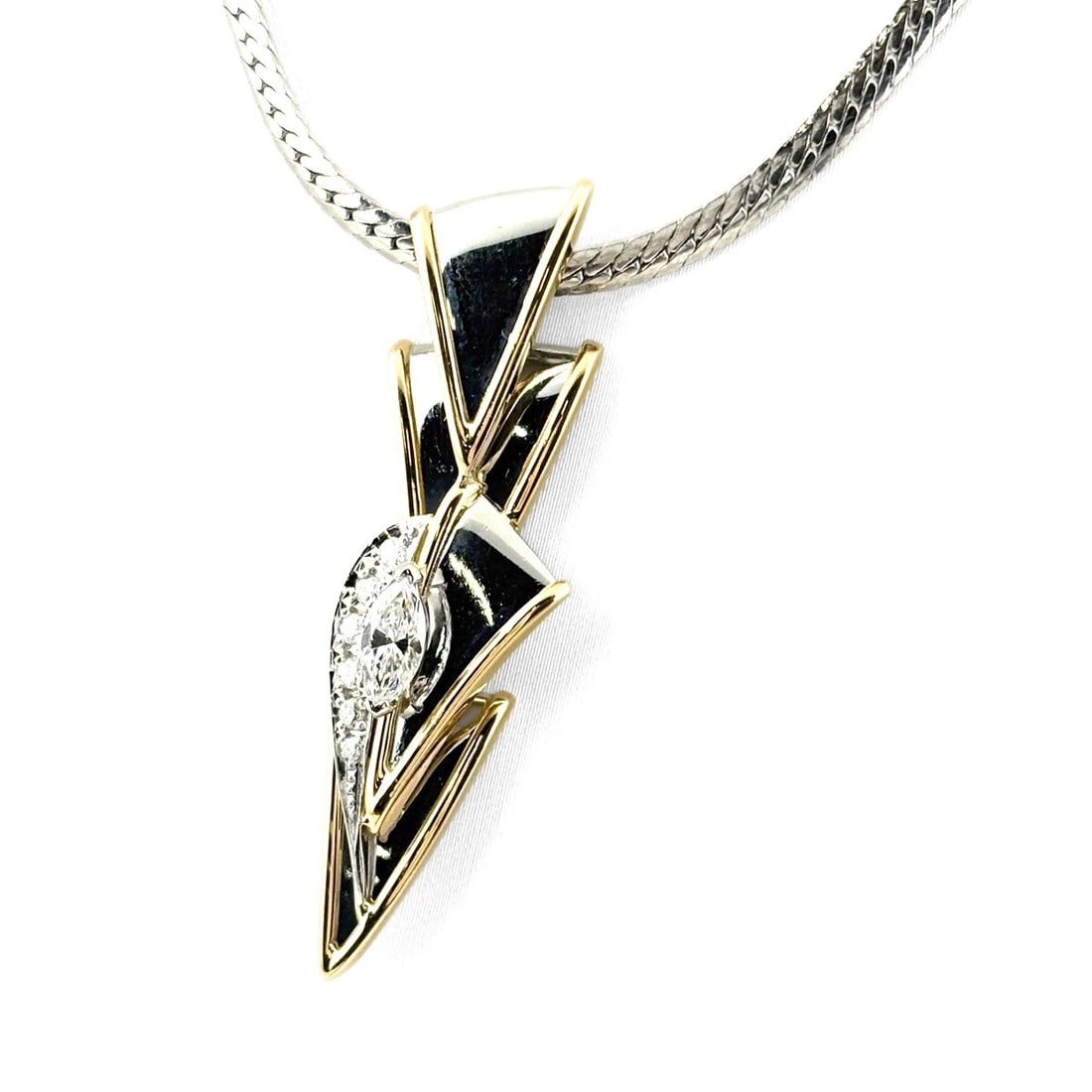 DIAMOND DESIGN NECKLACE PLATINUM YG YELLOWGOLD (1 of 3)